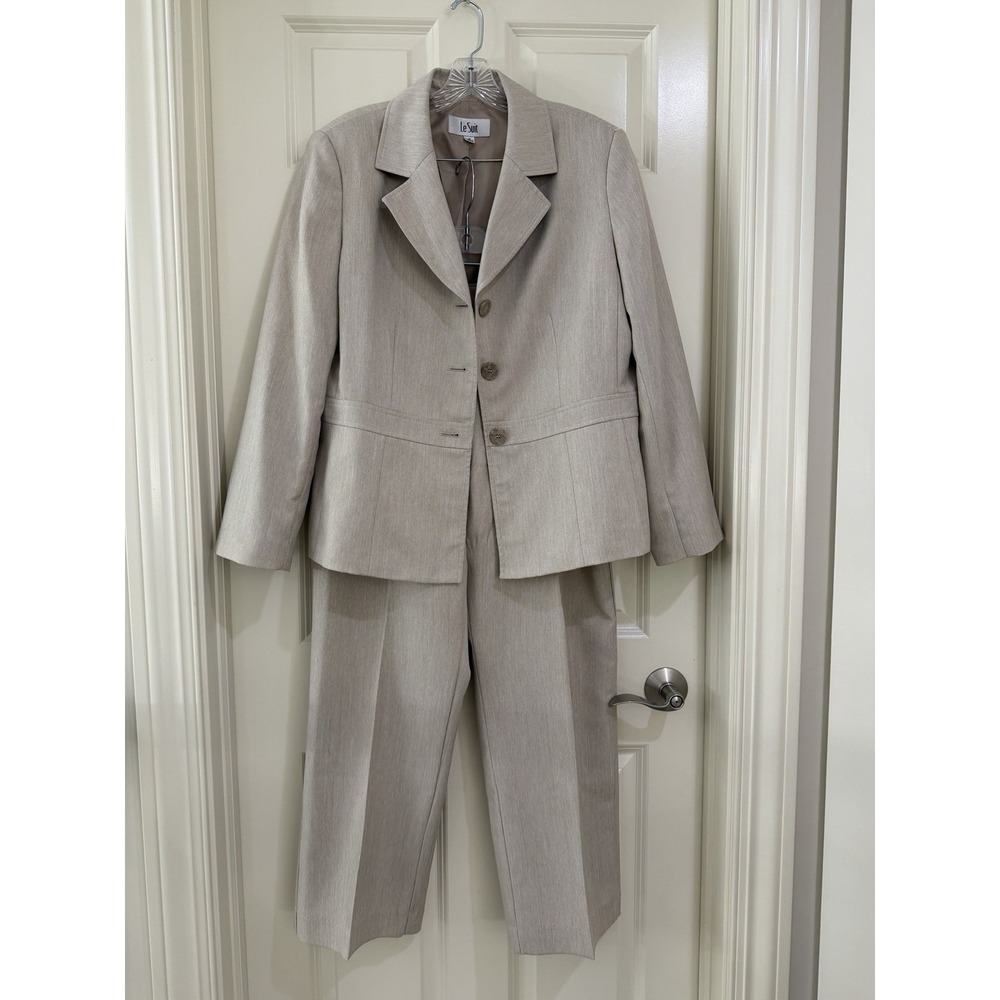 Le Suit women 2- piece pants suits size 16